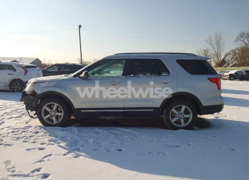 Photo 14 of 2017 Ford Explorer XLT (VIN 1FM5K8DH5HGD51127)