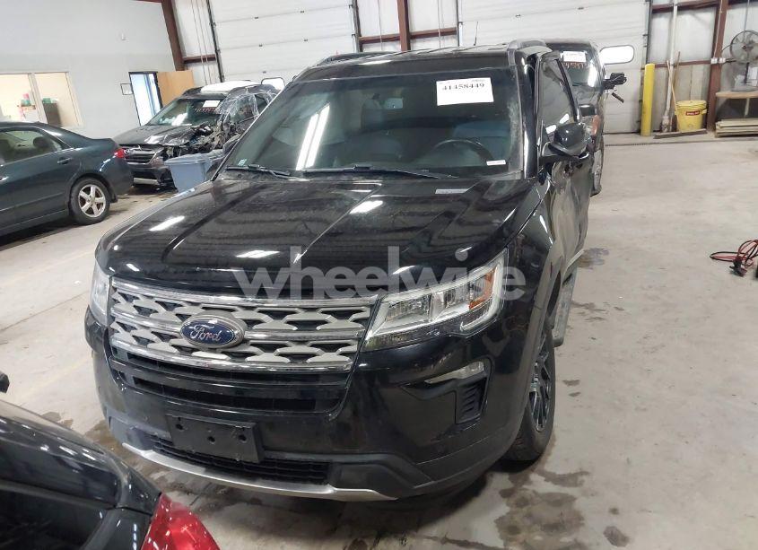 Photo 12 of 2018 Ford Explorer XLT (VIN 1FM5K8DH5JGB13221)