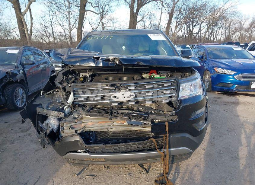 Photo 13 of 2016 Ford Explorer XLT (VIN 1FM5K8DH6GGA00337)