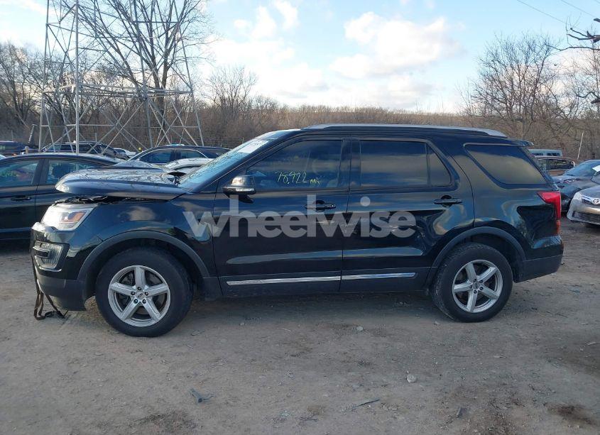 Photo 15 of 2016 Ford Explorer XLT (VIN 1FM5K8DH6GGA00337)
