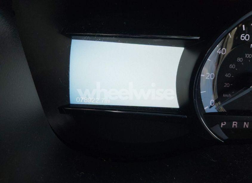 Photo 16 of 2016 Ford Explorer XLT (VIN 1FM5K8DH6GGA00337)