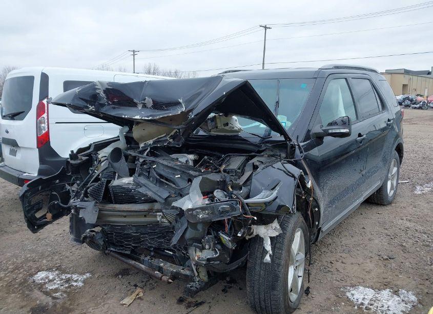 Photo 2 of 2016 Ford Explorer XLT (VIN 1FM5K8DH6GGC83726)