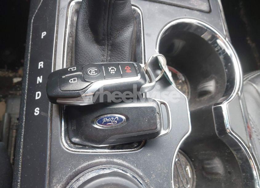 Photo 11 of 2016 Ford Explorer XLT (VIN 1FM5K8DH6GGD19009)