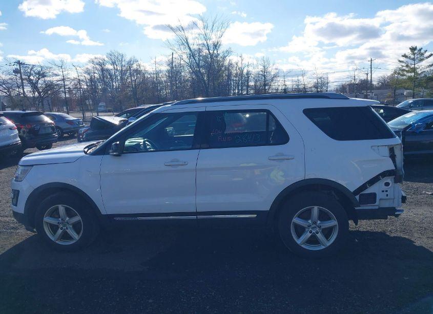 Photo 14 of 2017 Ford Explorer XLT (VIN 1FM5K8DH6HGD74626)