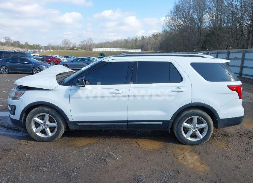 Photo 14 of 2016 Ford Explorer XLT (VIN 1FM5K8DH7GGA69957)