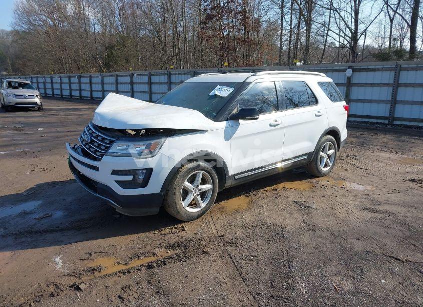Photo 2 of 2016 Ford Explorer XLT (VIN 1FM5K8DH7GGA69957)