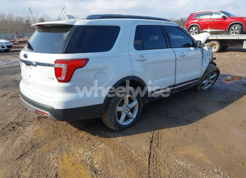 Photo 4 of 2016 Ford Explorer XLT (VIN 1FM5K8DH7GGA69957)