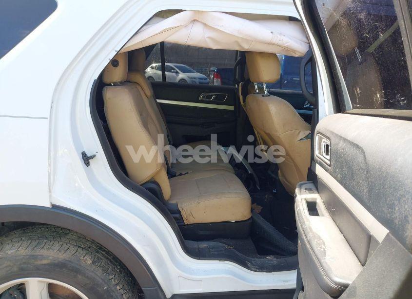 Photo 8 of 2016 Ford Explorer XLT (VIN 1FM5K8DH7GGA69957)