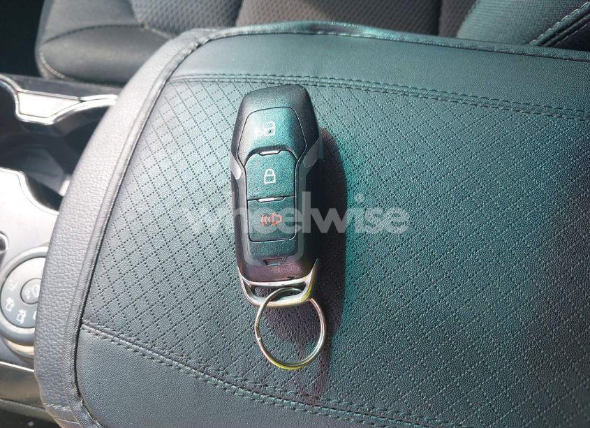 Photo 11 of 2016 Ford Explorer XLT (VIN 1FM5K8DH7GGC68006)