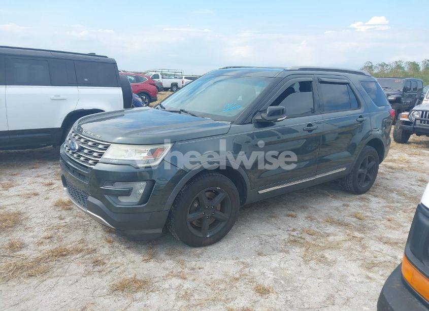 Photo 2 of 2016 Ford Explorer XLT (VIN 1FM5K8DH7GGC68006)