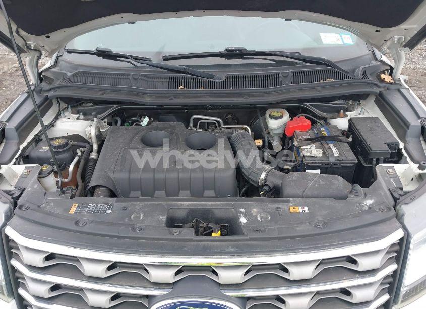 Photo 10 of 2016 Ford Explorer XLT (VIN 1FM5K8DH8GGA01845)