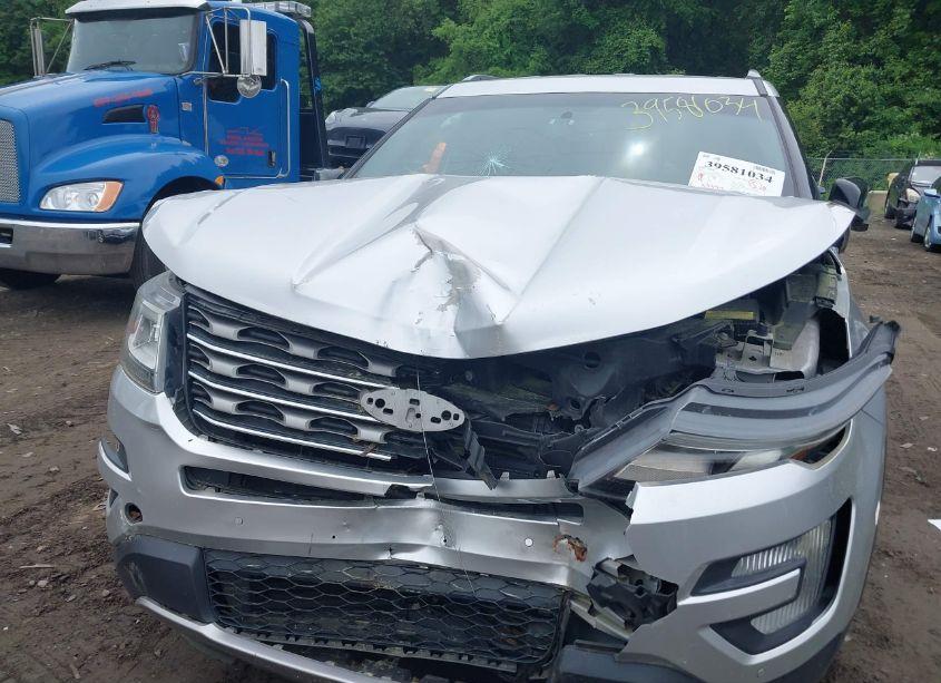 Photo 6 of 2016 Ford Explorer XLT (VIN 1FM5K8DH8GGD08562)