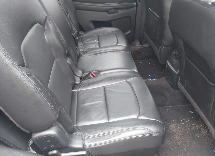 Photo 8 of 2016 Ford Explorer XLT (VIN 1FM5K8DH8GGD08562)