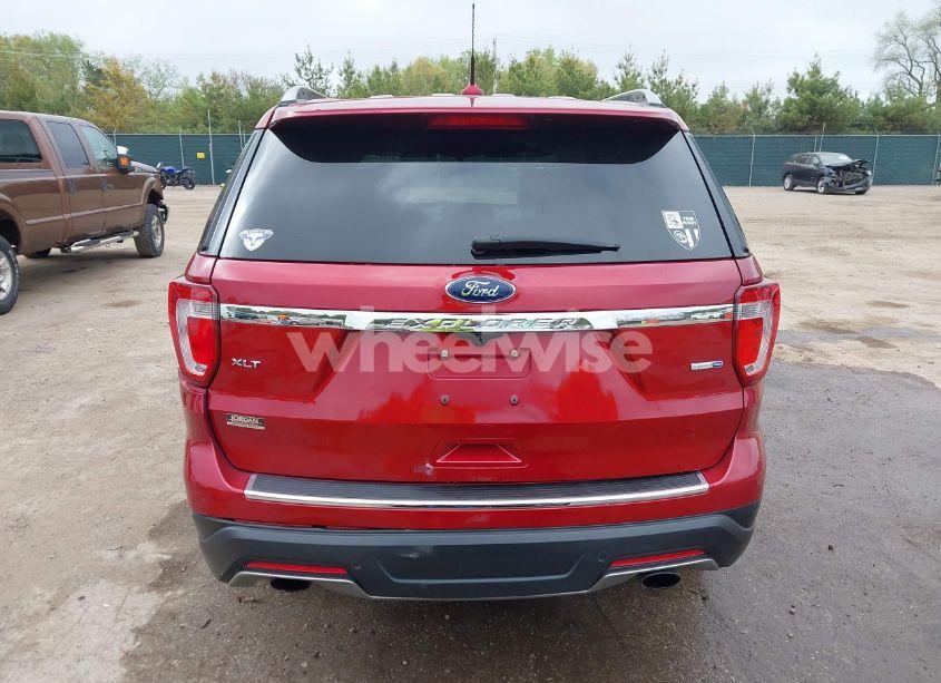 Photo 16 of 2018 Ford Explorer XLT (VIN 1FM5K8DH8JGA13677)