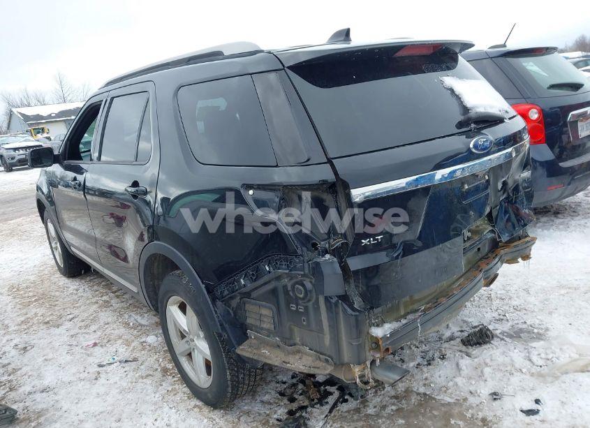 Photo 3 of 2017 Ford Explorer XLT (VIN 1FM5K8DH9HGC28138)