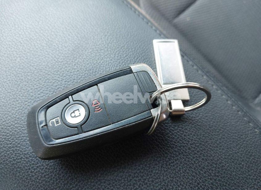 Photo 11 of 2018 Ford Explorer XLT (VIN 1FM5K8DH9JGB64060)