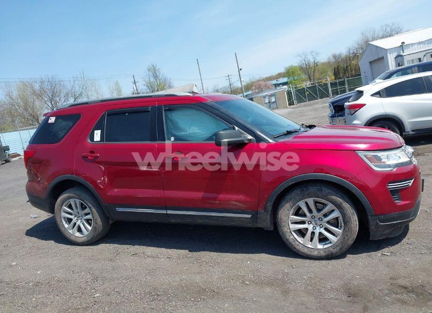 Photo 13 of 2018 Ford Explorer XLT (VIN 1FM5K8DH9JGB64060)