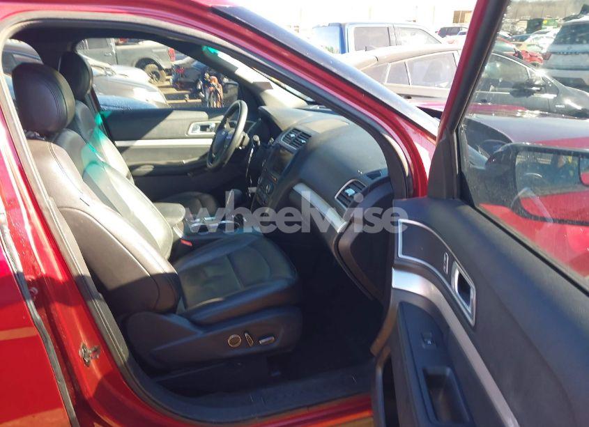 Photo 5 of 2016 Ford Explorer XLT (VIN 1FM5K8DHXGGB62391)