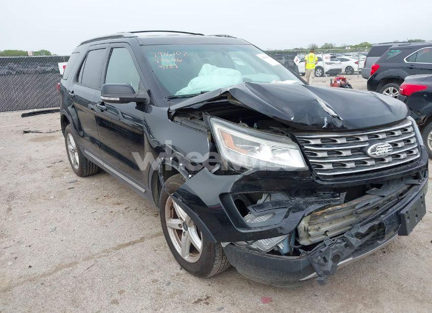 2016 Ford Explorer XLT (VIN 1FM5K8DHXGGC79596) main photo