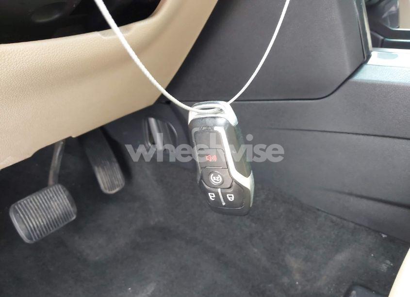 Photo 11 of 2016 Ford Explorer XLT (VIN 1FM5K8DHXGGC79596)