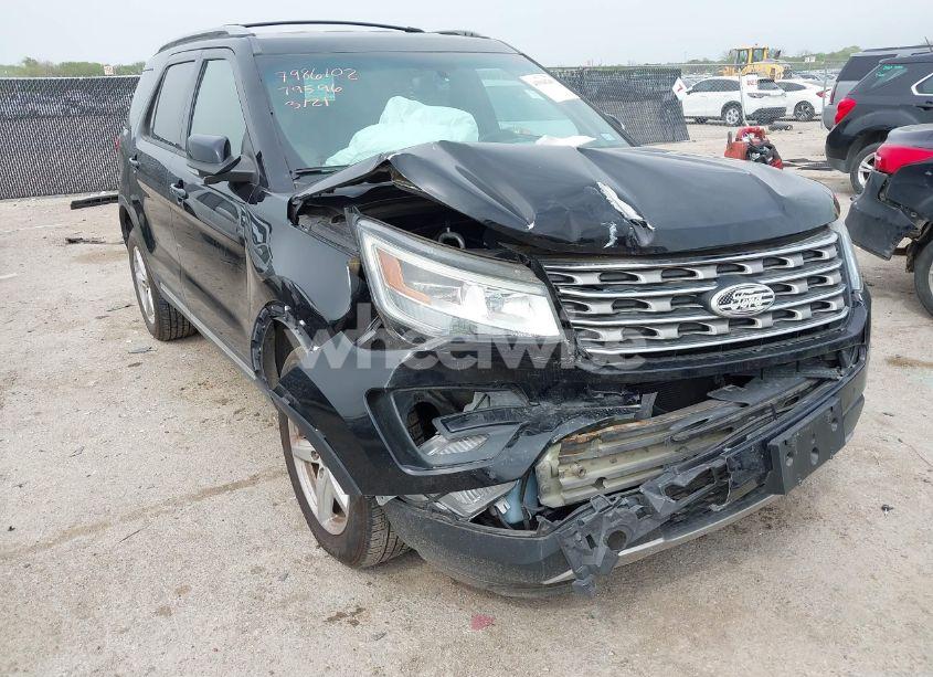 Photo 6 of 2016 Ford Explorer XLT (VIN 1FM5K8DHXGGC79596)