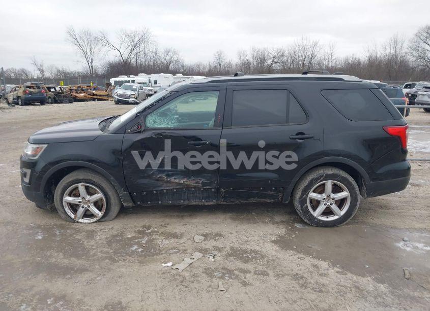 Photo 14 of 2016 Ford Explorer XLT (VIN 1FM5K8DHXGGD01127)