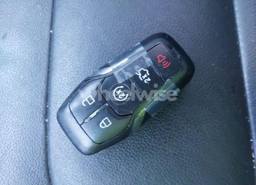 Photo 11 of 2017 Ford Explorer XLT (VIN 1FM5K8DHXHGA66097)