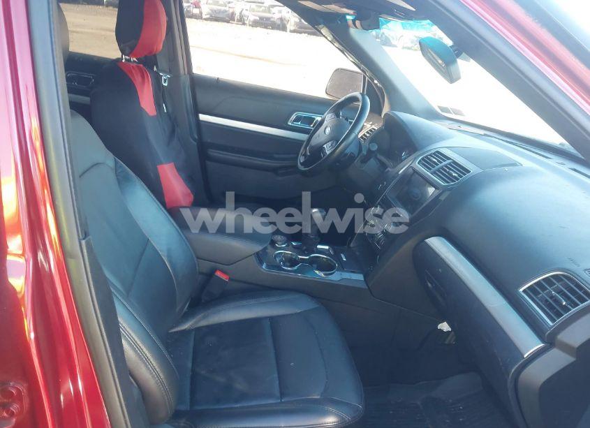 Photo 5 of 2017 Ford Explorer XLT (VIN 1FM5K8DHXHGA66097)