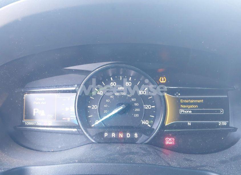 Photo 7 of 2017 Ford Explorer XLT (VIN 1FM5K8DHXHGA66097)