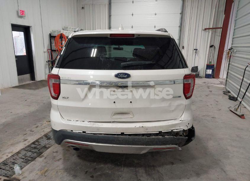 Photo 16 of 2017 Ford Explorer XLT (VIN 1FM5K8DHXHGB03049)