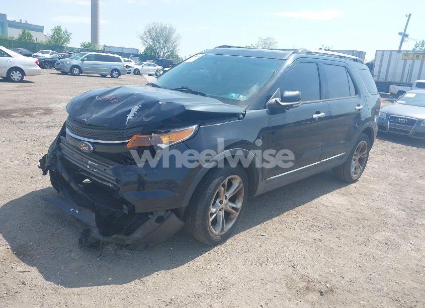 Photo 2 of 2013 Ford Explorer LIMITED (VIN 1FM5K8F80DGA80372)