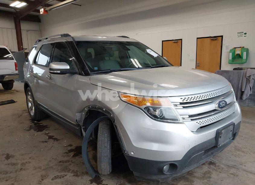 2014 Ford Explorer LIMITED (VIN 1FM5K8F80EGB45741) main photo
