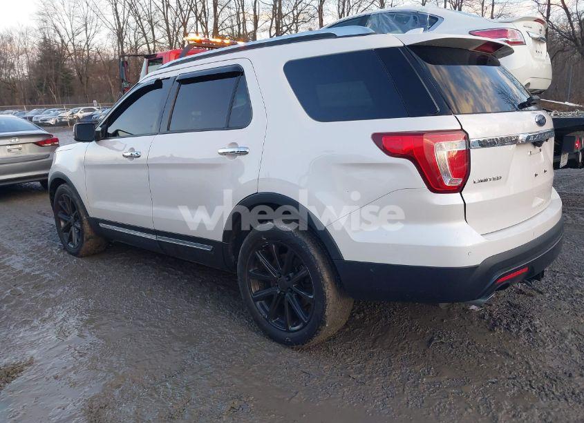 Photo 3 of 2016 Ford Explorer LIMITED (VIN 1FM5K8F80GGA53869)