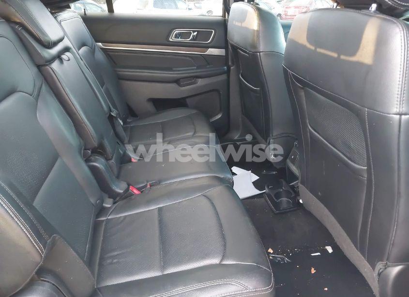 Photo 8 of 2016 Ford Explorer LIMITED (VIN 1FM5K8F80GGA53869)