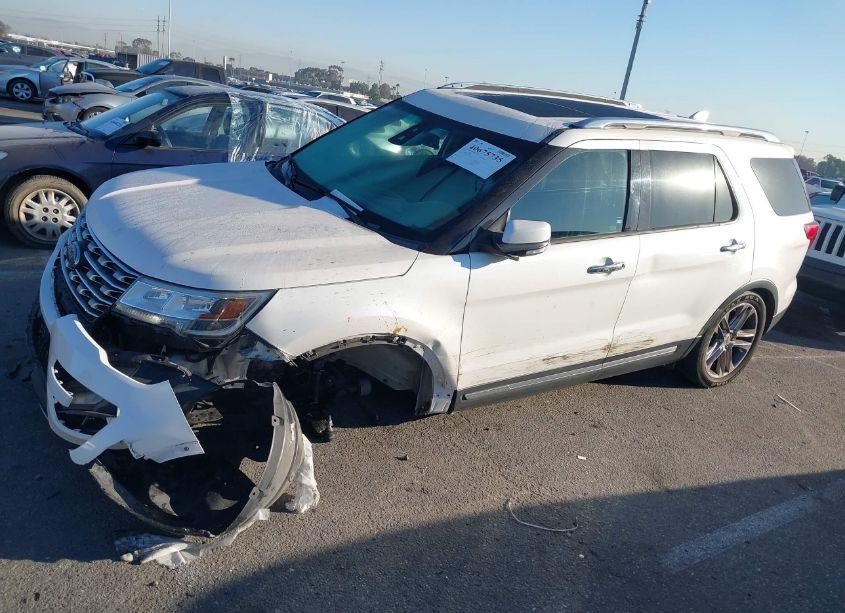 Photo 2 of 2016 Ford Explorer LIMITED (VIN 1FM5K8F80GGA68615)