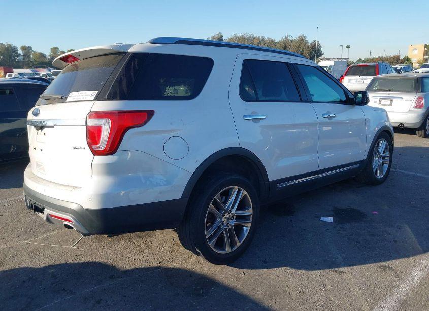 Photo 4 of 2016 Ford Explorer LIMITED (VIN 1FM5K8F80GGA68615)