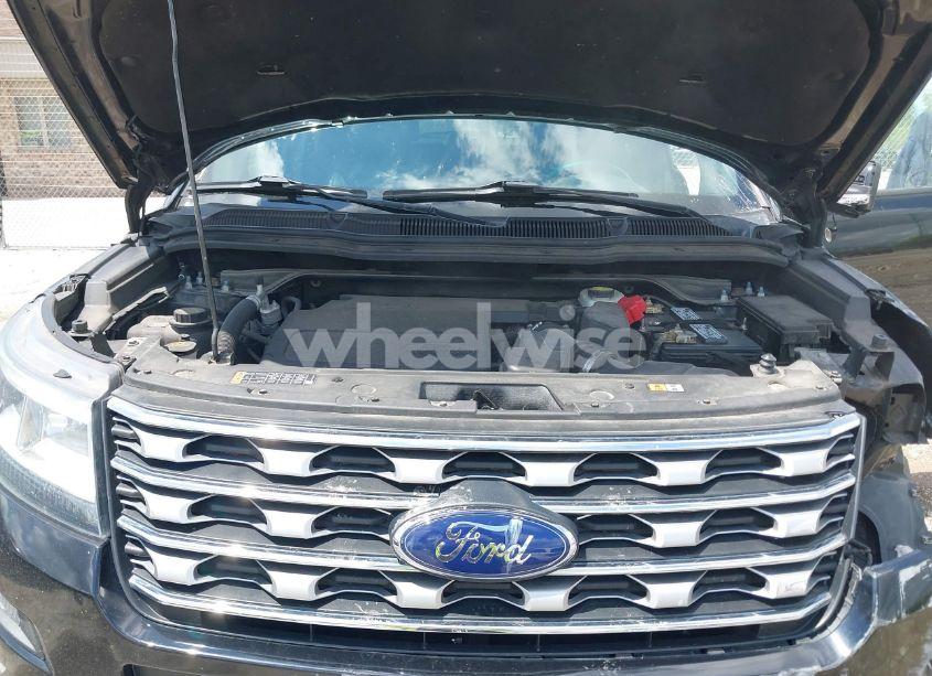 Photo 10 of 2016 Ford Explorer LIMITED (VIN 1FM5K8F80GGB38503)