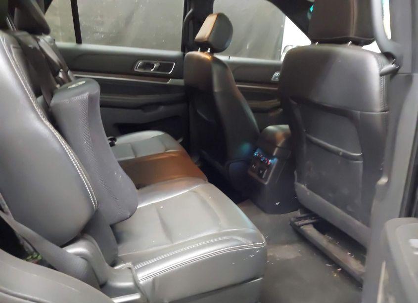 Photo 8 of 2016 Ford Explorer LIMITED (VIN 1FM5K8F80GGC25494)