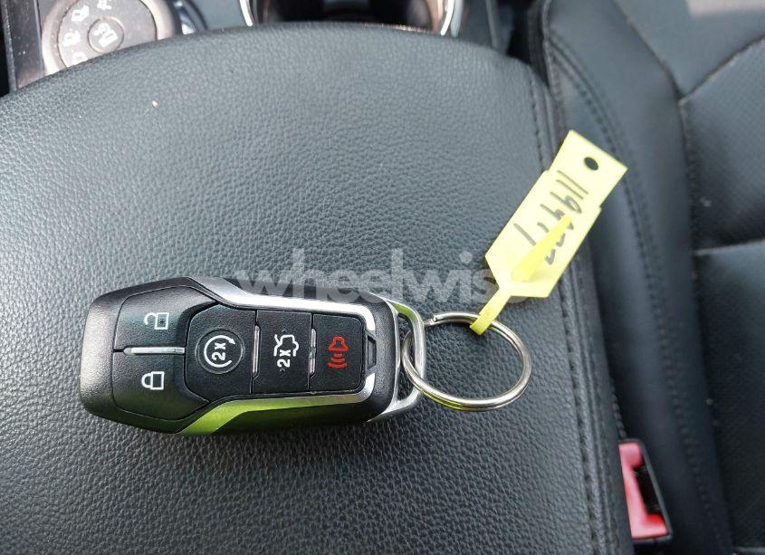 Photo 11 of 2016 Ford Explorer LIMITED (VIN 1FM5K8F80GGC50198)