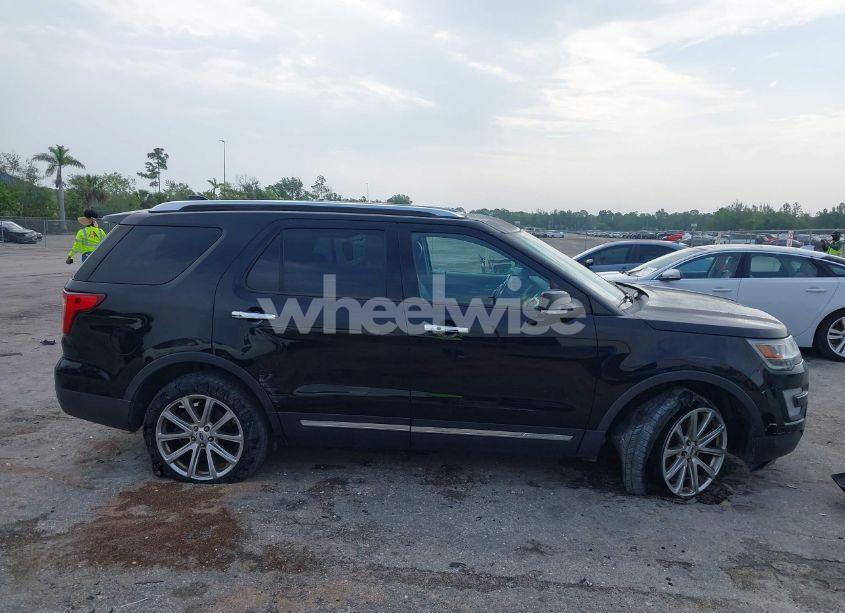 Photo 13 of 2016 Ford Explorer LIMITED (VIN 1FM5K8F80GGC50198)