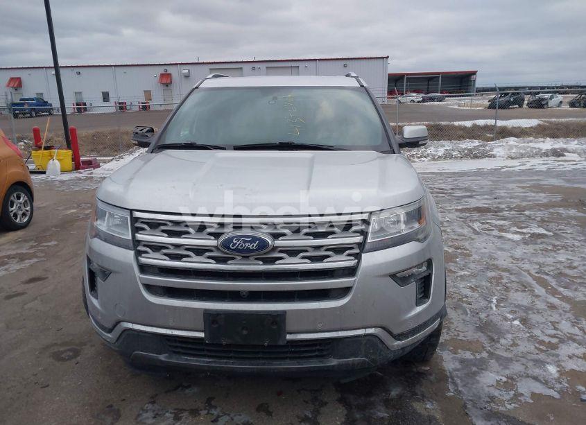 Photo 12 of 2018 Ford Explorer LIMITED (VIN 1FM5K8F80JGA82358)