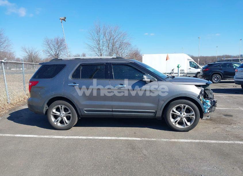 Photo 13 of 2013 Ford Explorer LIMITED (VIN 1FM5K8F81DGA23954)