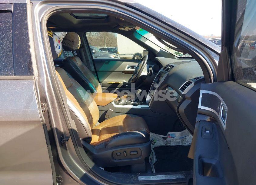 Photo 5 of 2013 Ford Explorer LIMITED (VIN 1FM5K8F81DGA23954)