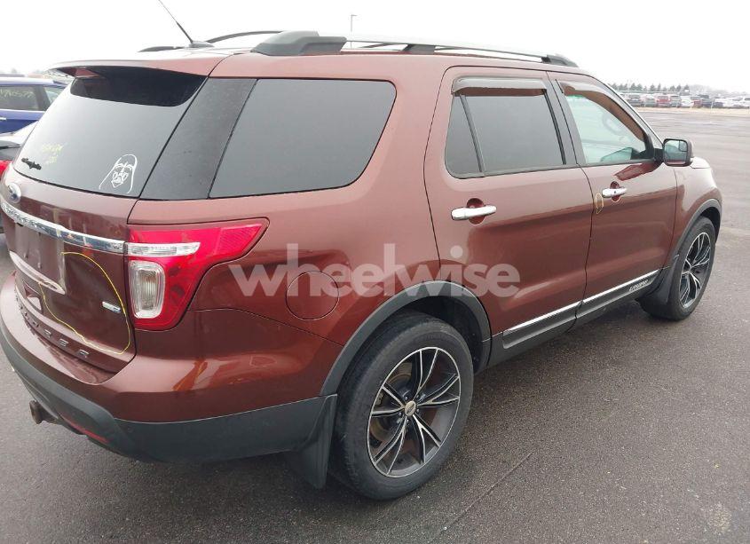 Photo 4 of 2015 Ford Explorer LIMITED (VIN 1FM5K8F81FGA20989)