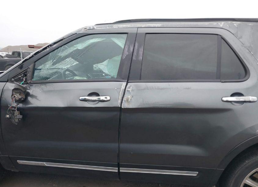 Photo 15 of 2016 Ford Explorer LIMITED (VIN 1FM5K8F81GGA37826)