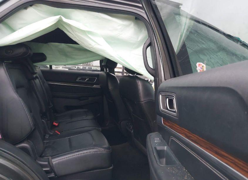 Photo 8 of 2016 Ford Explorer LIMITED (VIN 1FM5K8F81GGA37826)