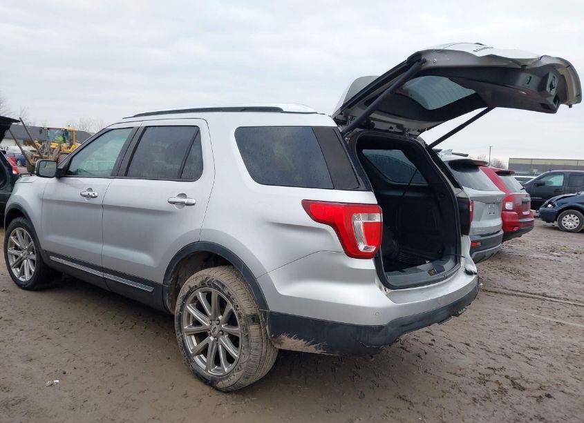 Photo 3 of 2016 Ford Explorer LIMITED (VIN 1FM5K8F81GGA44467)