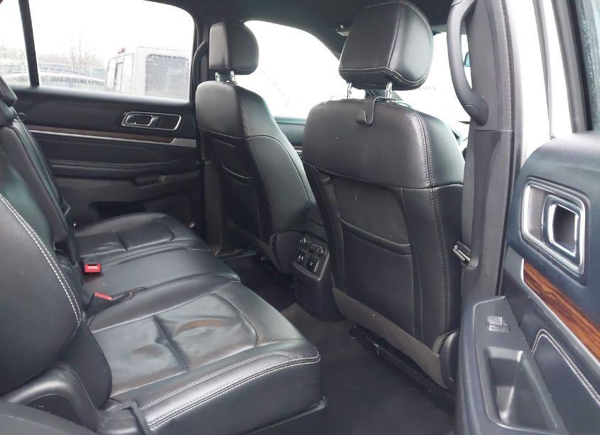 Photo 8 of 2016 Ford Explorer LIMITED (VIN 1FM5K8F81GGA44467)