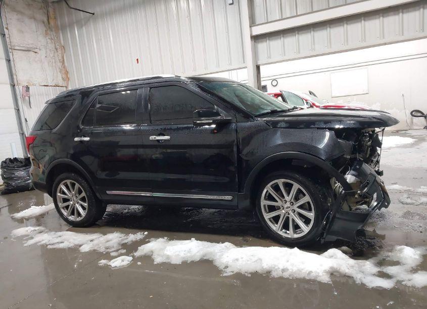 Photo 14 of 2017 Ford Explorer LIMITED (VIN 1FM5K8F81HGC93823)