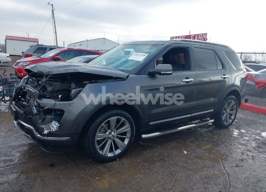 Photo 14 of 2018 Ford Explorer LIMITED (VIN 1FM5K8F81JGA85155)